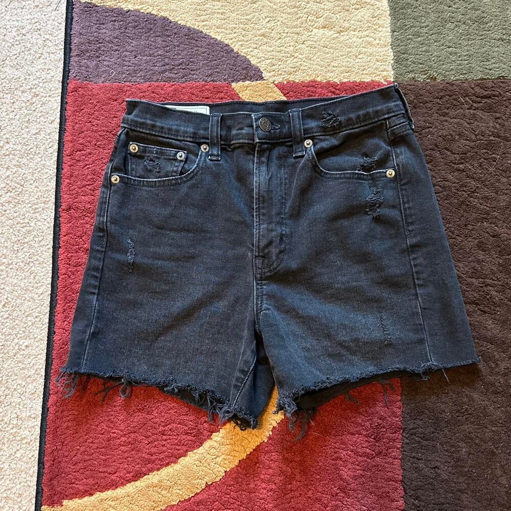 gap 4” short high rise black 26 / 2r black denim jean shorts